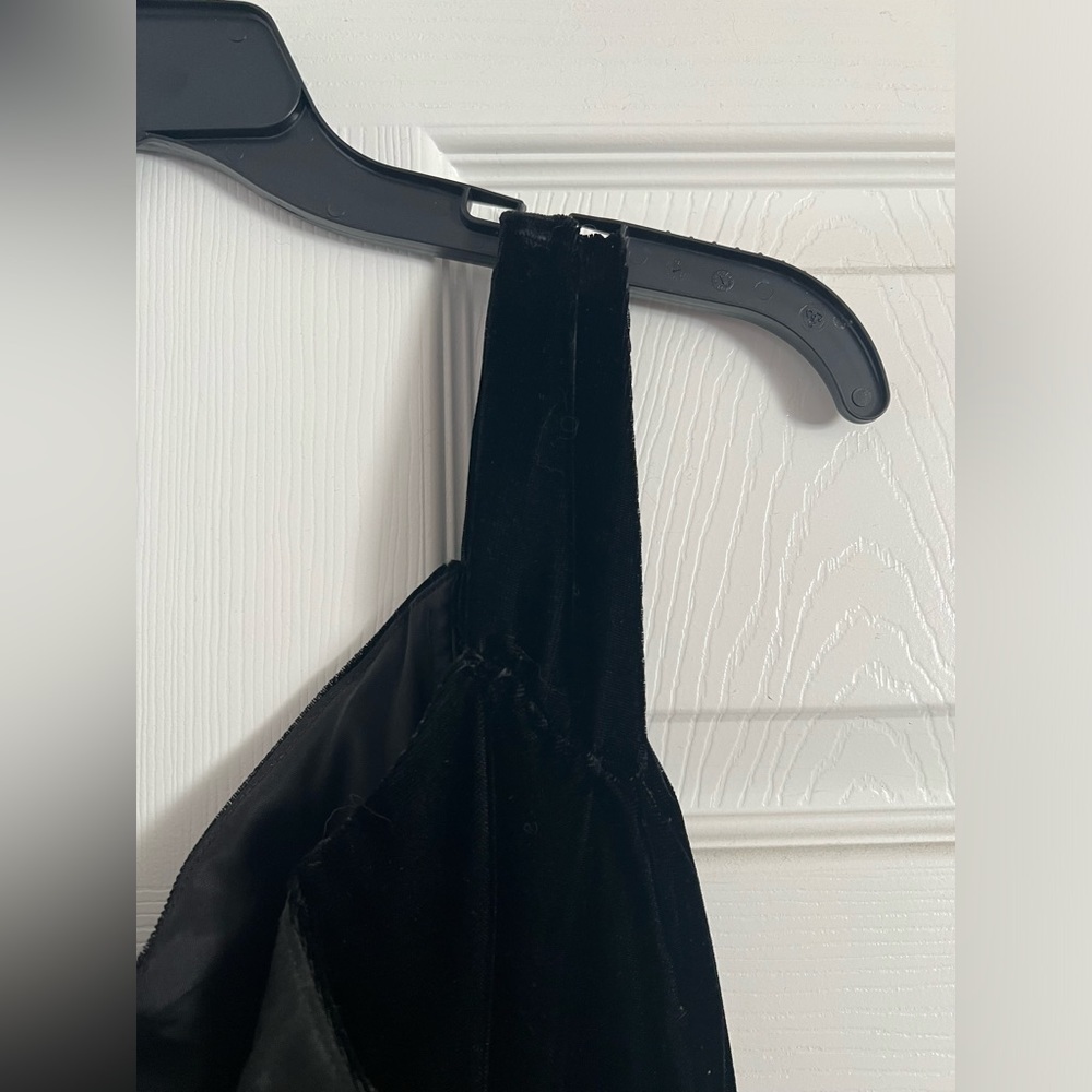 Solid Black and velvet Prom Dress - Picture 4 of 5